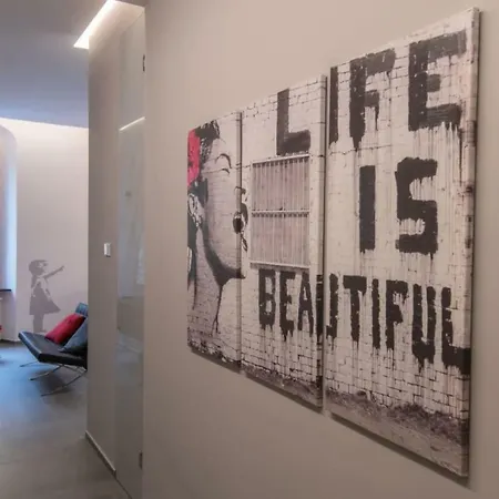 Banksy - Arte In Centro Citta * 帕爾馬